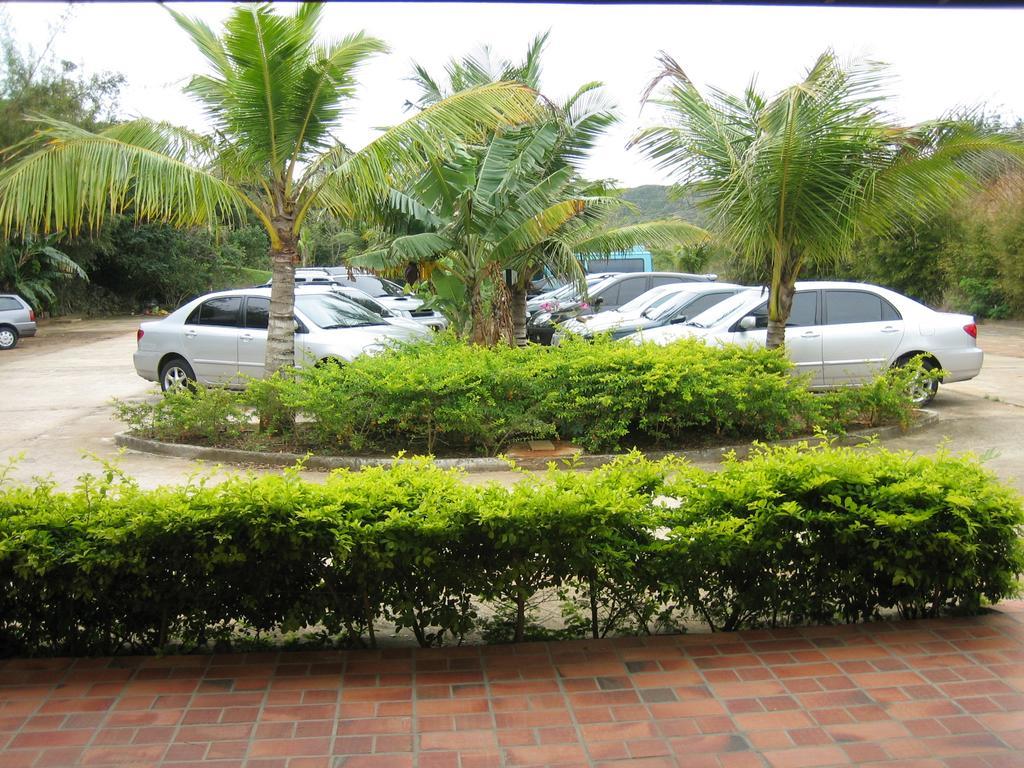 Barracuda Eco Resort 3*